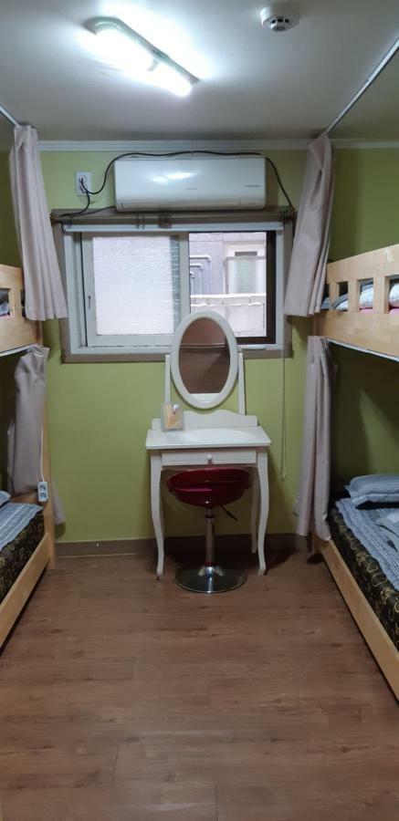 Birdsnest Hostel Hongdae Foreigner Only Seul Dış mekan fotoğraf